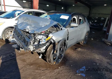 2021 Jeep Compass Altitude 4X4 из США, поврежденный, VIN 3C4NJDBB8MT567896